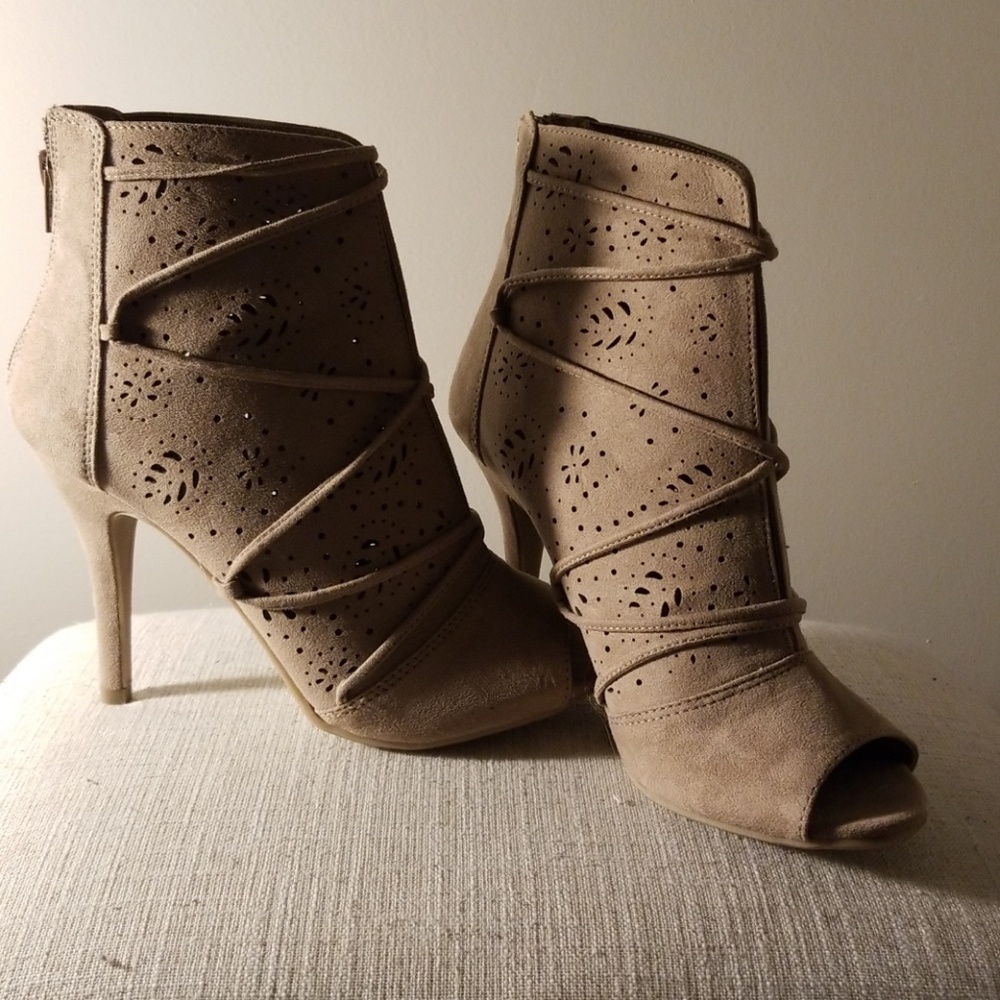 Lauren Conrad Heels